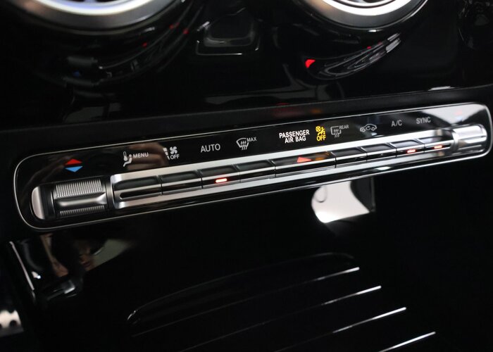 Mercedes-Benz A-Klasse 180 Business Solution AMG