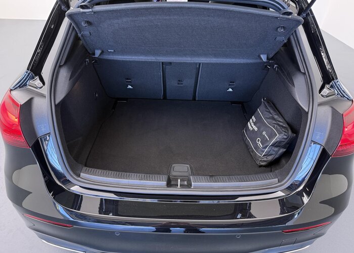 Mercedes-Benz A-Klasse 180 Business Solution AMG