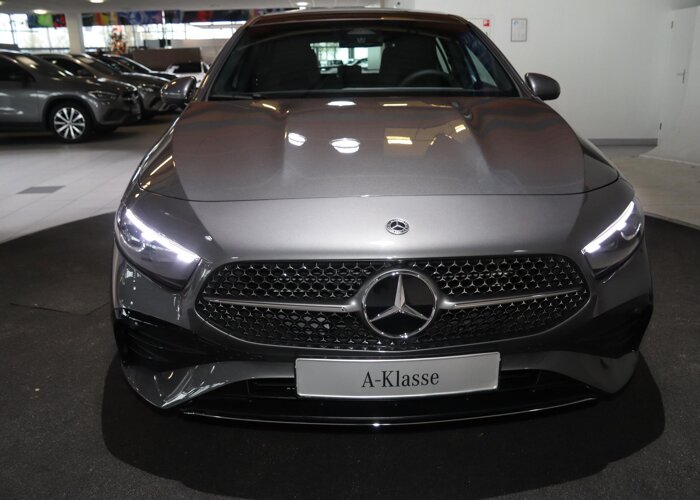 Mercedes-Benz A-Klasse 180 Business Solution AMG