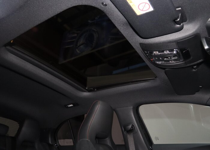 Mercedes-Benz A-Klasse 180 Business Solution AMG