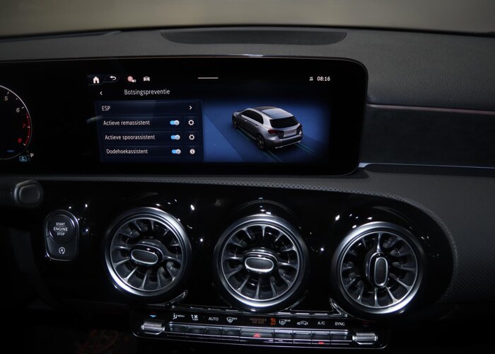 Mercedes-Benz A-Klasse 180 Business Solution AMG
