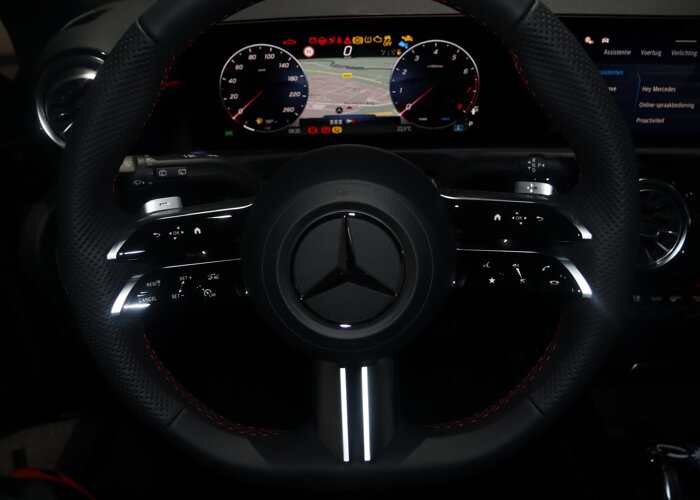 Mercedes-Benz A-Klasse 180 Business Solution AMG