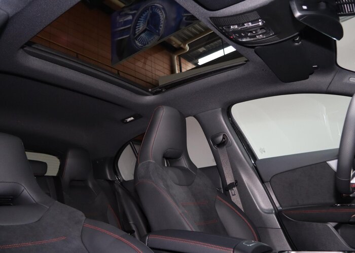 Mercedes-Benz A-Klasse 180 Business Solution AMG