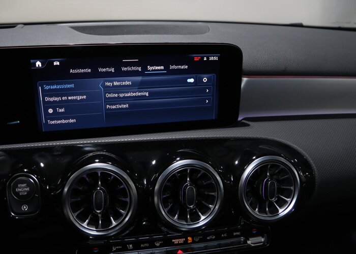 Mercedes-Benz A-Klasse 180 Business Solution AMG