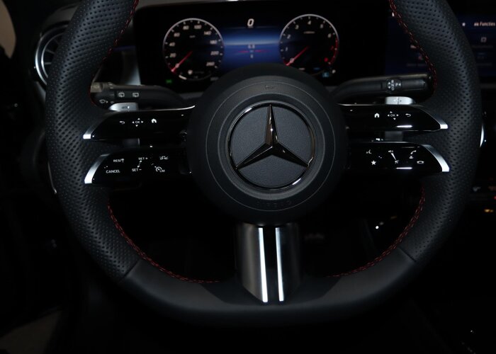 Mercedes-Benz A-Klasse 180 Business Solution AMG