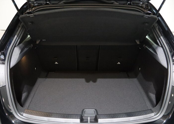 Mercedes-Benz A-Klasse 180 Business Solution AMG