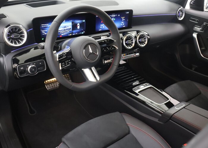 Mercedes-Benz A-Klasse 180 Business Solution AMG