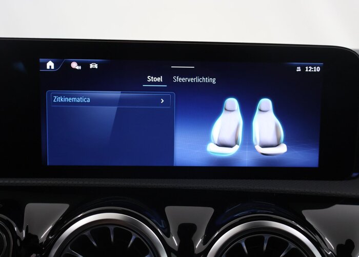 Mercedes-Benz A-Klasse 180 Business Solution AMG