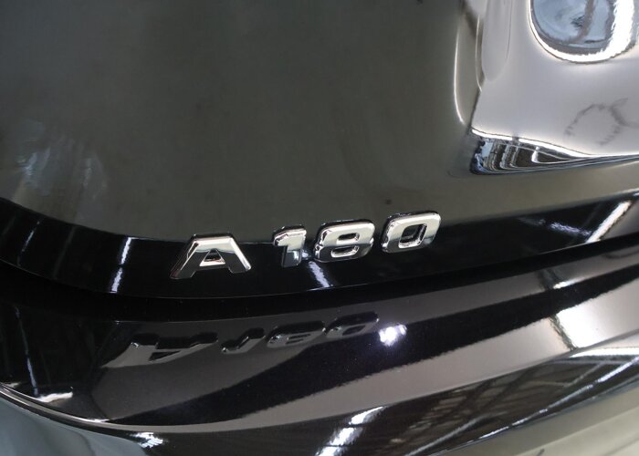 Mercedes-Benz A-Klasse 180 Business Solution AMG