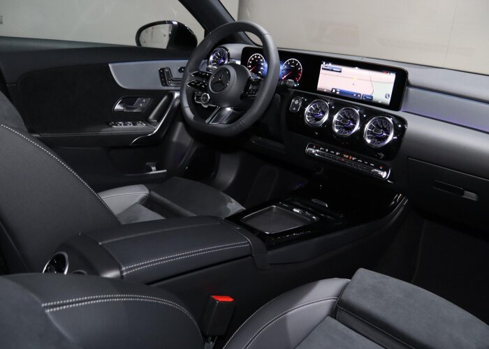 Mercedes-Benz A-Klasse 180 Business Solution AMG