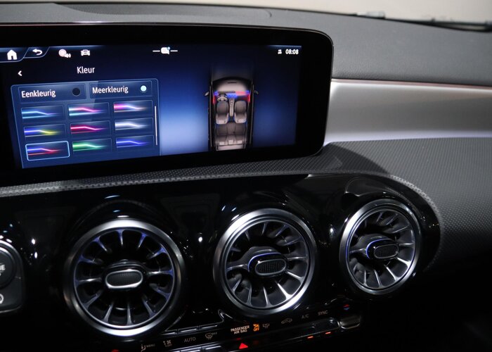 Mercedes-Benz A-Klasse 180 Business Solution AMG