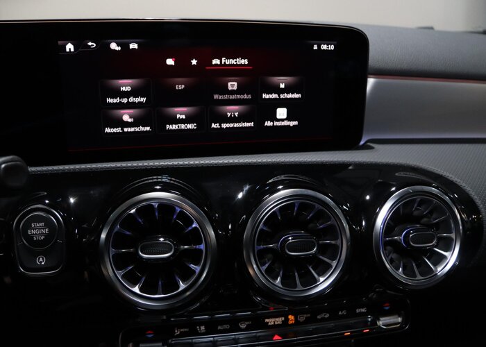Mercedes-Benz A-Klasse 180 Business Solution AMG