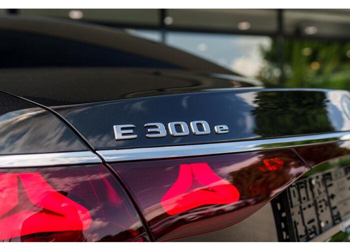 Mercedes-Benz E-Klasse 300e Sport Edition