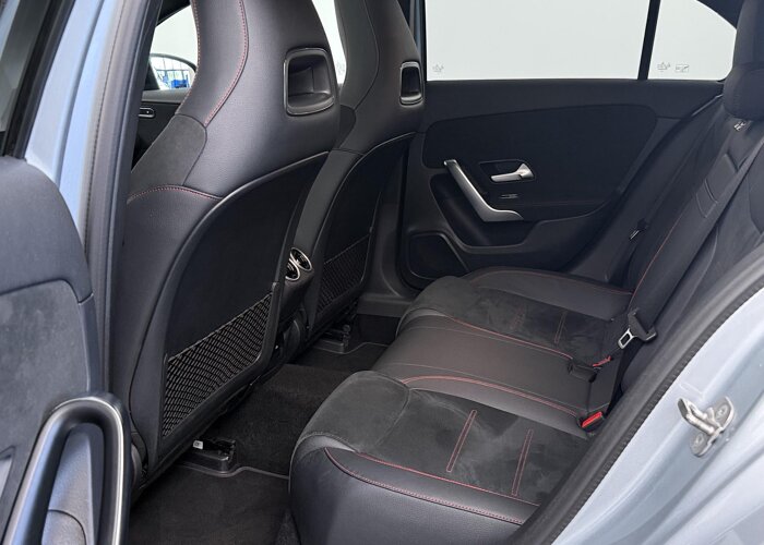 Mercedes-Benz A-Klasse 180 Business Solution AMG