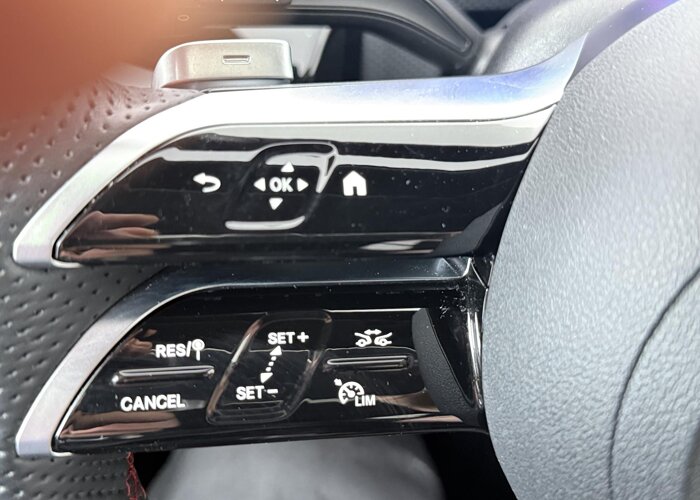 Mercedes-Benz A-Klasse 180 Business Solution AMG