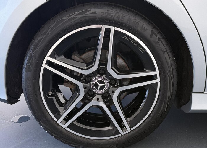 Mercedes-Benz A-Klasse 180 Business Solution AMG