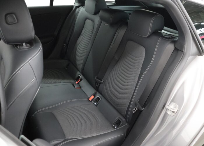 Mercedes-Benz CLA-Klasse 180 Star Edition LIMITED
