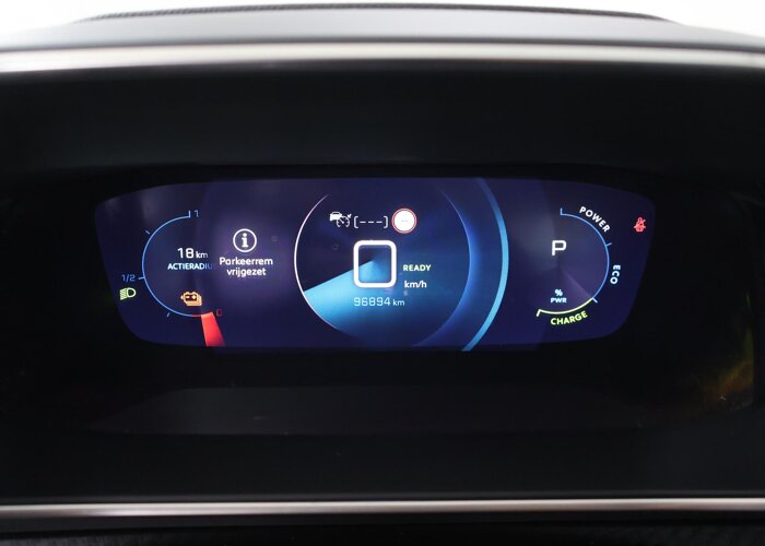 Peugeot e-2008 EV Allure 50 kWh