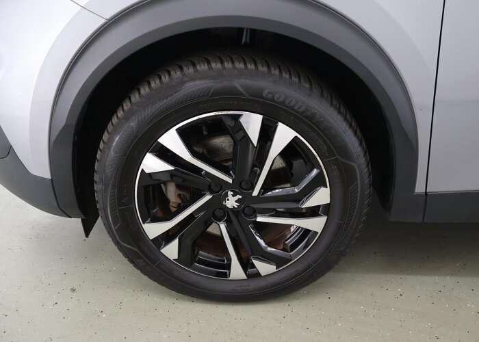 Peugeot e-2008 EV Allure 50 kWh
