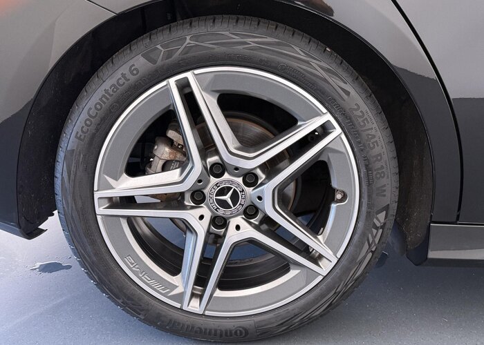 Mercedes-Benz B-Klasse 180 Star Edition AMG Line 180 Star Edition AMG Line LIMITED