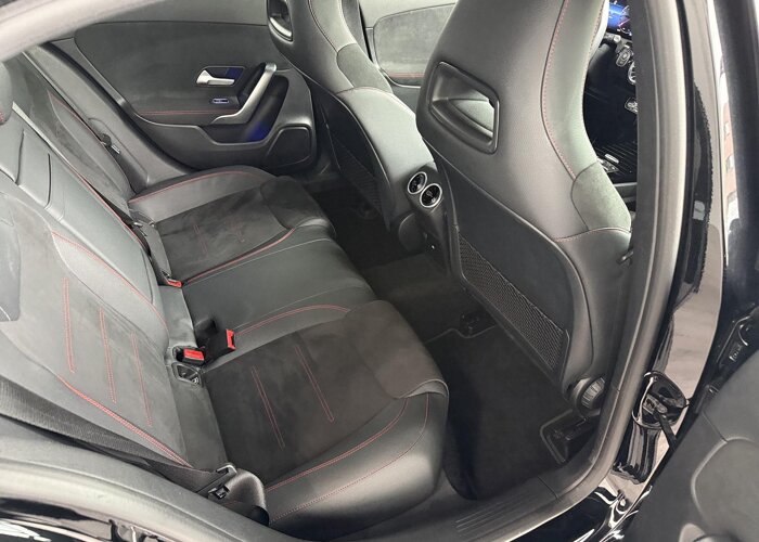 Mercedes-Benz A-Klasse 180 Star Edition AMG Line