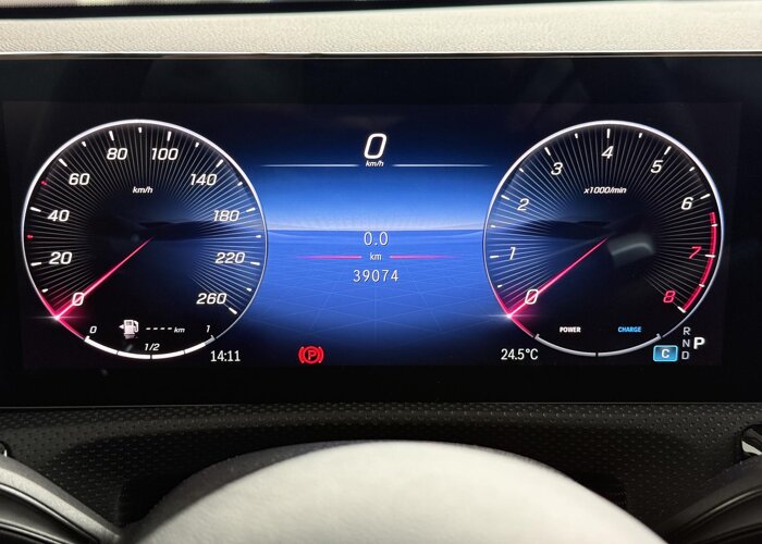 Mercedes-Benz A-Klasse 180 Star Edition AMG Line