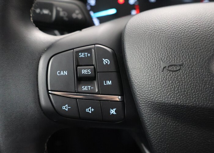 Ford Puma 1.0 EcoBoost Hybrid Titanium