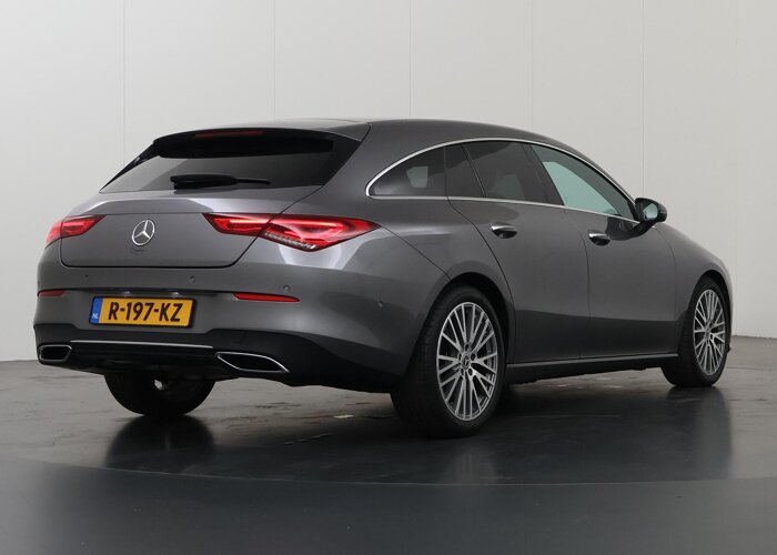 Mercedes-Benz CLA-Klasse Shooting Brake 180 Luxury Line