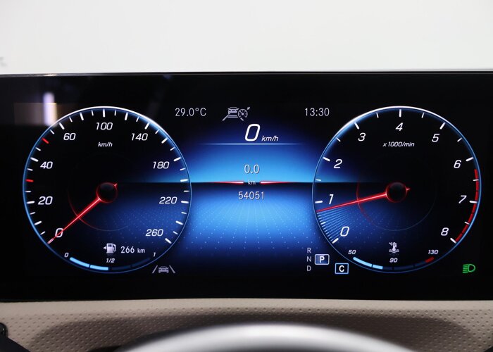 Mercedes-Benz CLA-Klasse Shooting Brake 180 Luxury Line