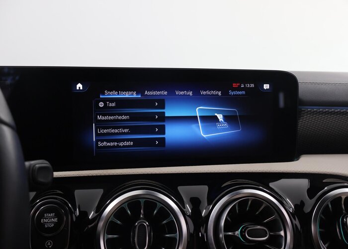 Mercedes-Benz CLA-Klasse Shooting Brake 180 Luxury Line