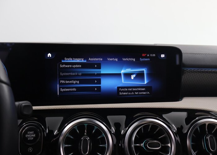 Mercedes-Benz CLA-Klasse Shooting Brake 180 Luxury Line