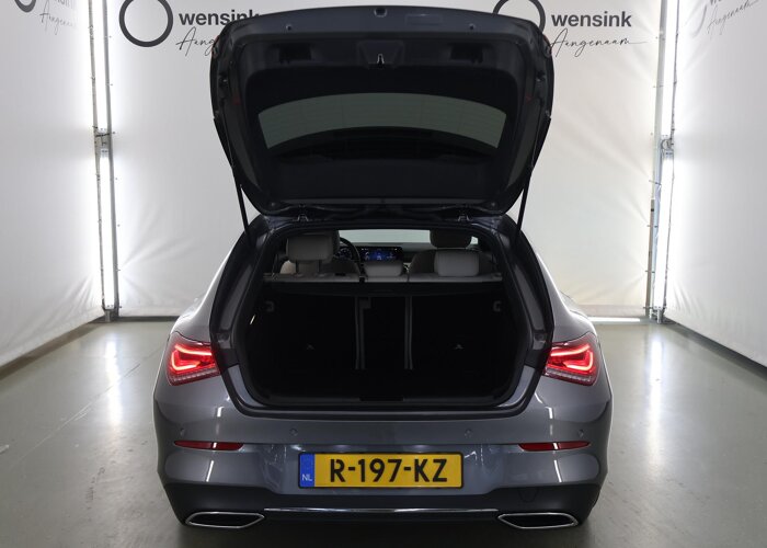 Mercedes-Benz CLA-Klasse Shooting Brake 180 Luxury Line