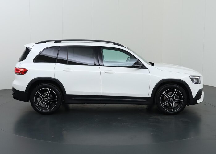 Mercedes-Benz GLB 200 Business Solution AMG