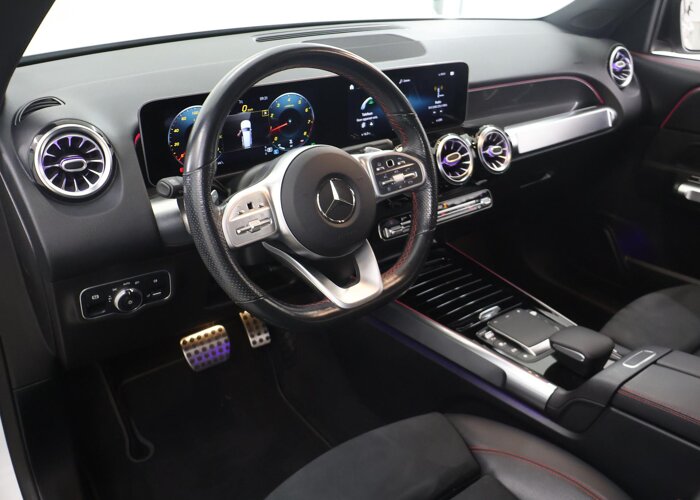 Mercedes-Benz GLB 200 Business Solution AMG