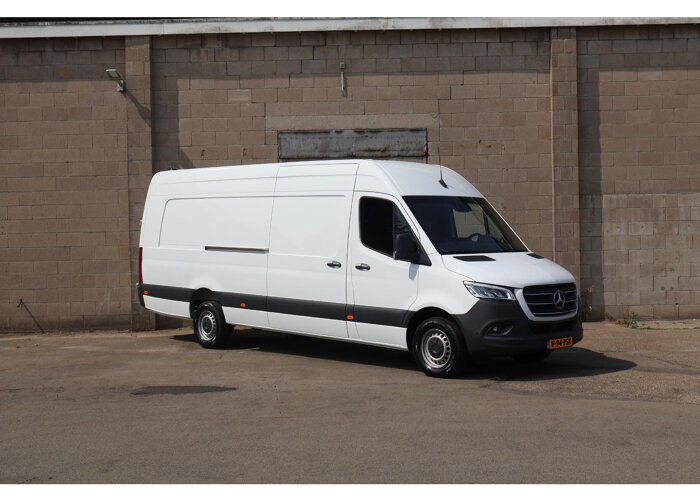 Mercedes-Benz Sprinter 319 CDI | L4 H2 | XXL | RWD | AUTOMAAT |