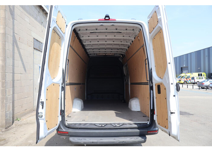Mercedes-Benz Sprinter 319 CDI | L4 H2 | XXL | RWD | AUTOMAAT |