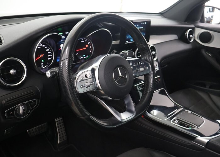Mercedes-Benz GLC 300 4MATIC Premium