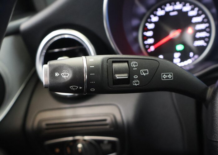 Mercedes-Benz GLC 300 4MATIC Premium