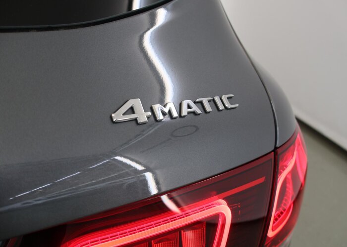 Mercedes-Benz GLC 300 4MATIC Premium