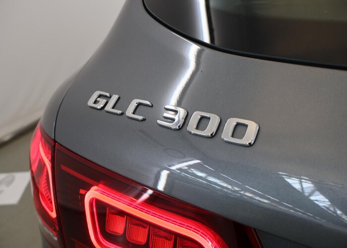 Mercedes-Benz GLC 300 4MATIC Premium