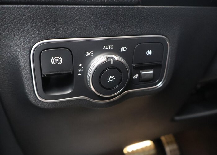 Mercedes-Benz B-Klasse 250e Business Solution AMG