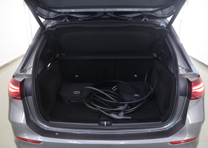 Mercedes-Benz B-Klasse 250e Business Solution AMG