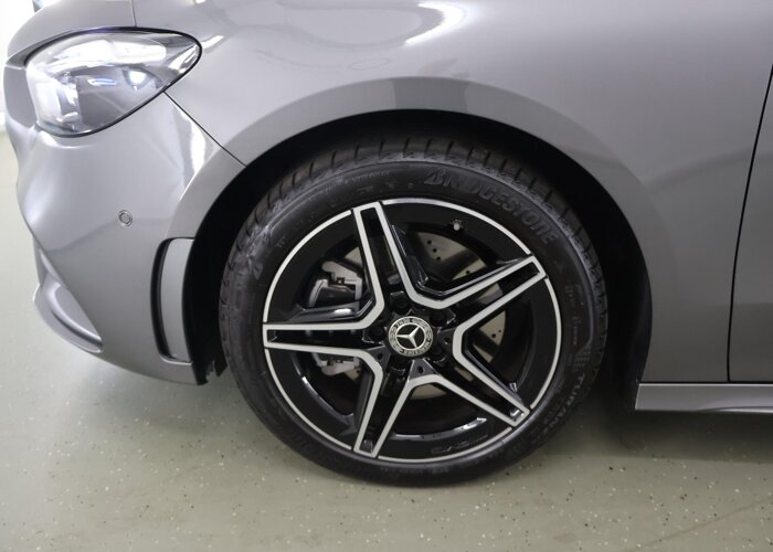 Mercedes-Benz B-Klasse 250e Business Solution AMG