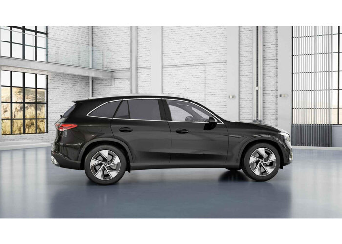 Mercedes-Benz GLC 300e 4MATIC Luxury Line