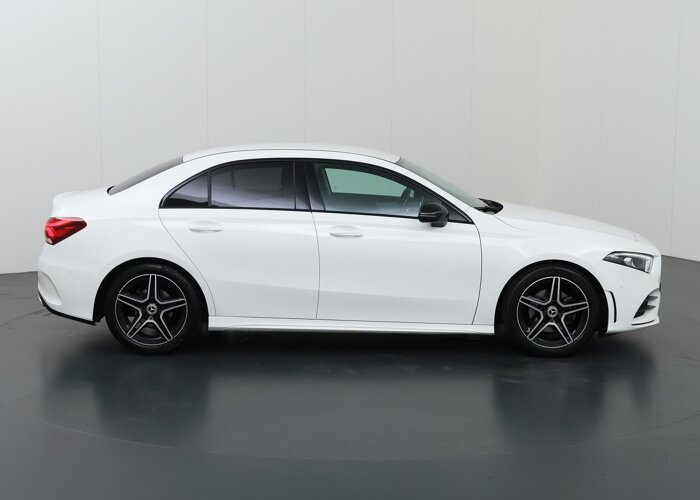 Mercedes-Benz A-Klasse 180 Business Solution AMG