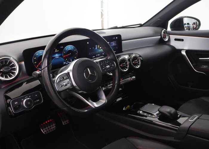 Mercedes-Benz A-Klasse 180 Business Solution AMG