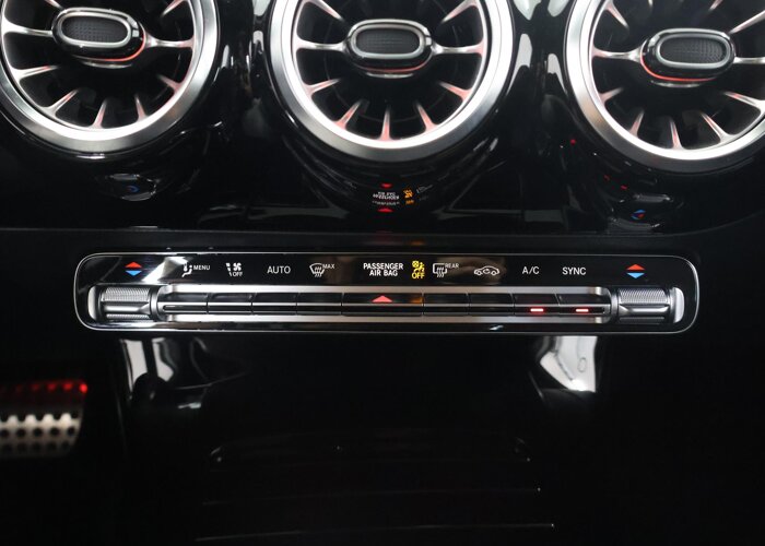Mercedes-Benz A-Klasse 180 Business Solution AMG