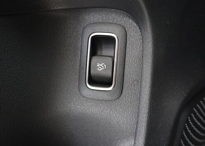 Mercedes-Benz A-Klasse 180 Business Solution AMG