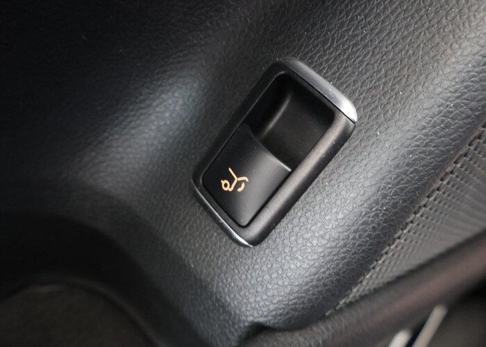 Mercedes-Benz GLA 180 Business Solution AMG