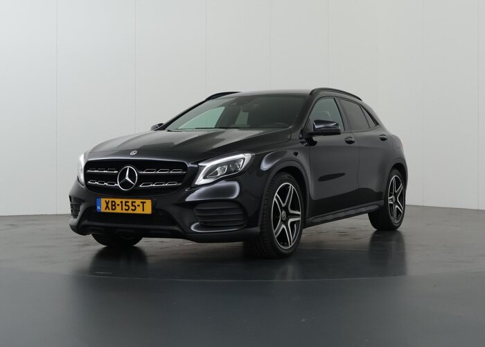 Mercedes-Benz GLA 180 Business Solution AMG
